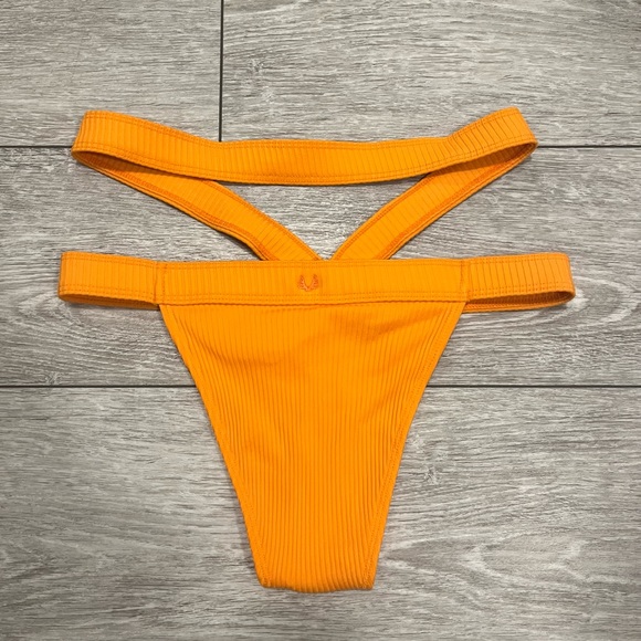 Minimale Animale Orange Ribbed Bikini Bottom - Picture 4 of 5